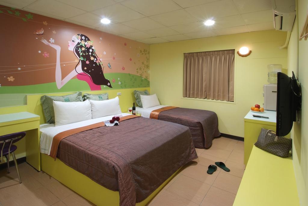 Tong Bing Express Hotel Хсинчу Сити Стая снимка