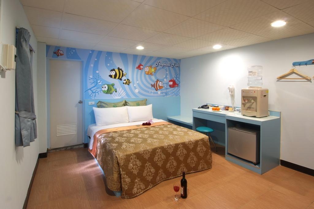 Tong Bing Express Hotel Хсинчу Сити Стая снимка